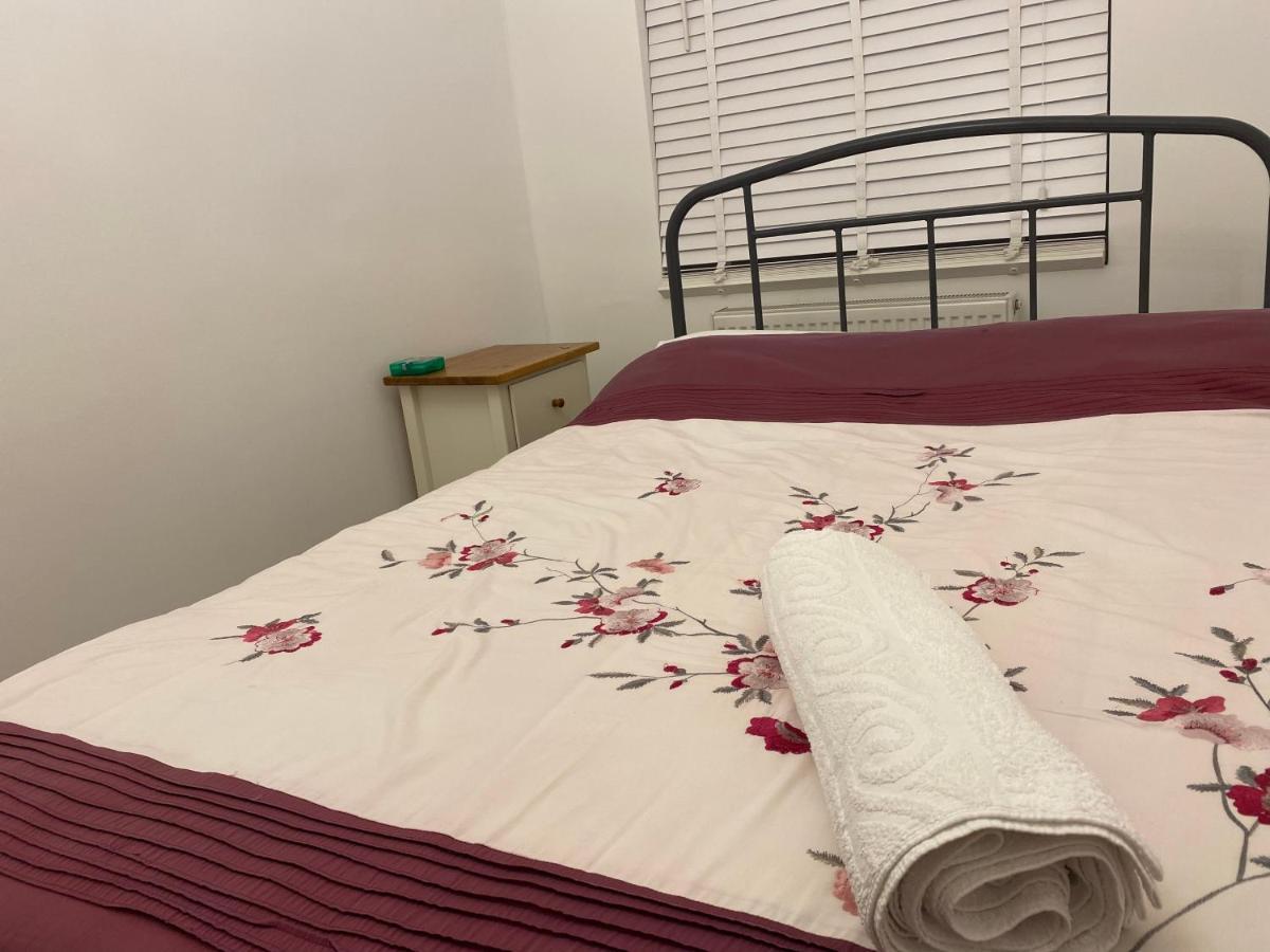 London Rooms With Free Parking 134 Edgware Kültér fotó